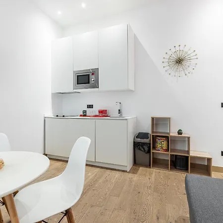 Garibaldi Square - Cozy 1 Bdr Old Town Апартаменты