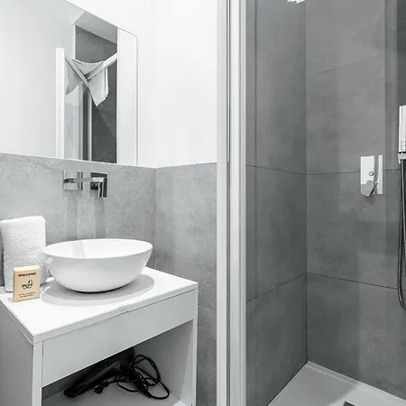 شقة Garibaldi Square - Cozy 1 Bdr Old Town