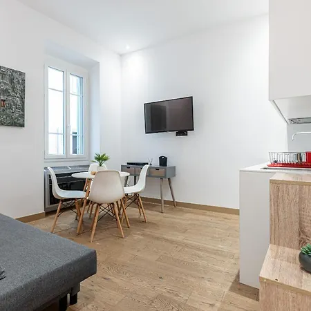 Garibaldi Square - Cozy 1 Bdr Old Town