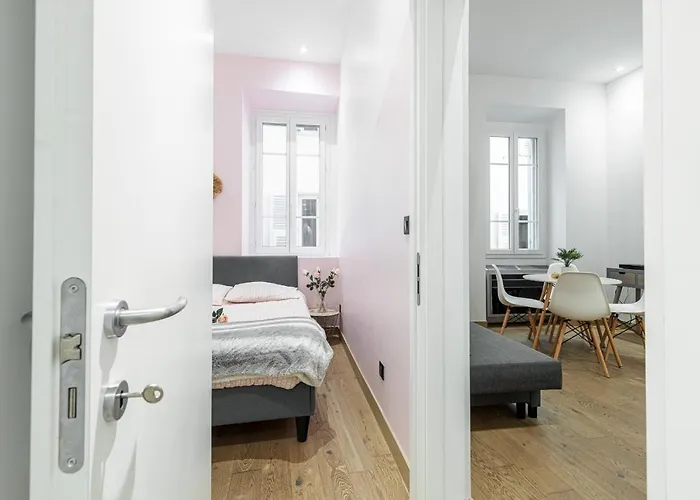 Garibaldi Square - Cozy 1 Bdr Old Town * Ницца